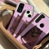 کاور گوشی موبایل آیفون 14 پرومکس iPhone14Promax طرح گربه صورتی ملوس آکواریومی اکلیلی شاینی