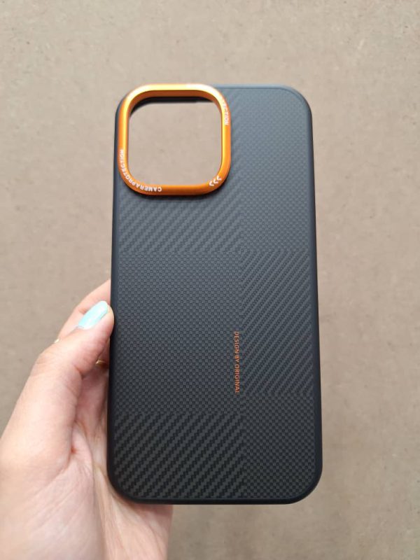 کاور هاشور دار VIP Max Camera Protection مناسب برای گوشی موبایل آیفون 16 نرمال iPhone16-