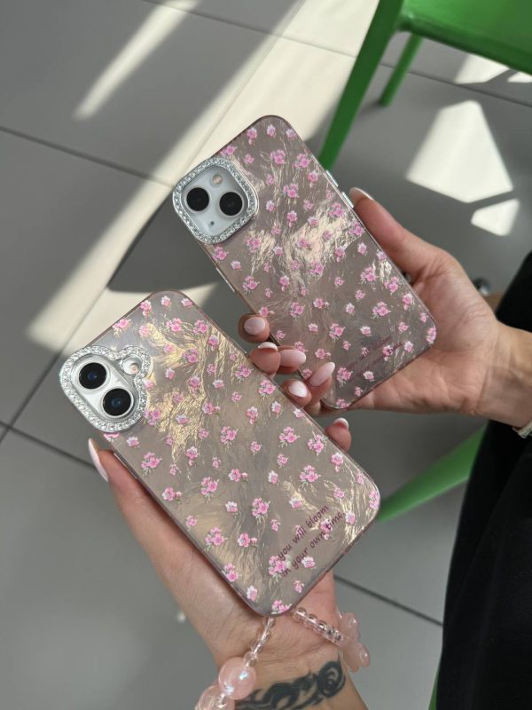 کاور گوشی موبایل آیفون 16 پرومکس iPhone16Promax طرح شکوفه های گیلاس Cherry Blossom با لنز نگینی